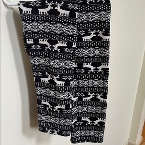 Black and White Reindeer Fleece Lined Patterned Leggings